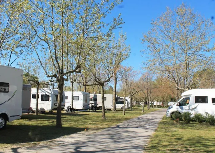 Kemp Mobil-home Pmr 4 Pers Avec Terrasse - Api-1-52-1430 La Grande Motte